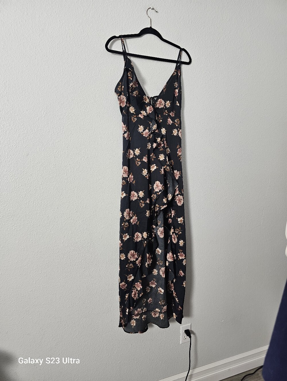 Vici Black Floral High-Low Slip Dress with Pink Roses Sz S